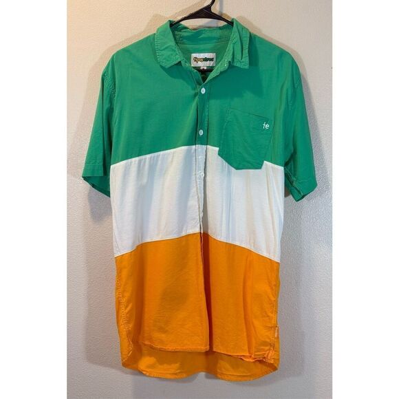 TIPSY ELVES ST. PATRICK DAYS IRISH FLAG BUTTON DOWN SHIRT MEN'S LARGE - Picture 3 of 11